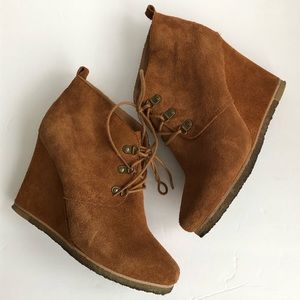 Steve Madden Brown Suede Wedge Lace Up Ankle Boots